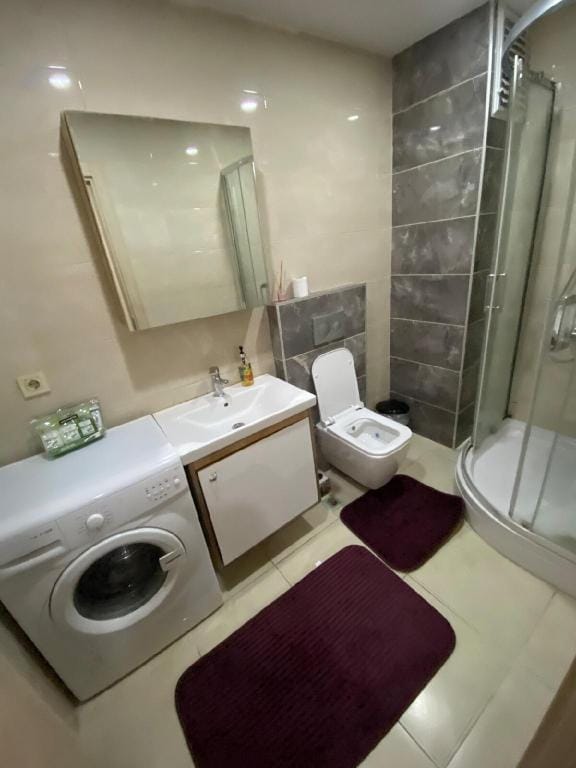 Hilltown avm'ye yakın site içinde şık daire Vacation rental in Istanbul