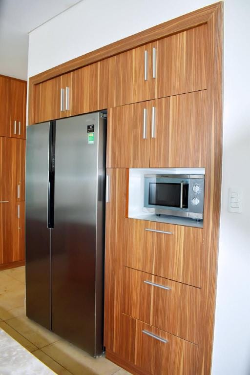 Cheerful 3-bedroom villa with pool Villa in Hoa Hai
