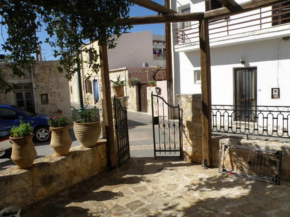 Traditional studio Artemis in Chersonissos Apartment in Crete
