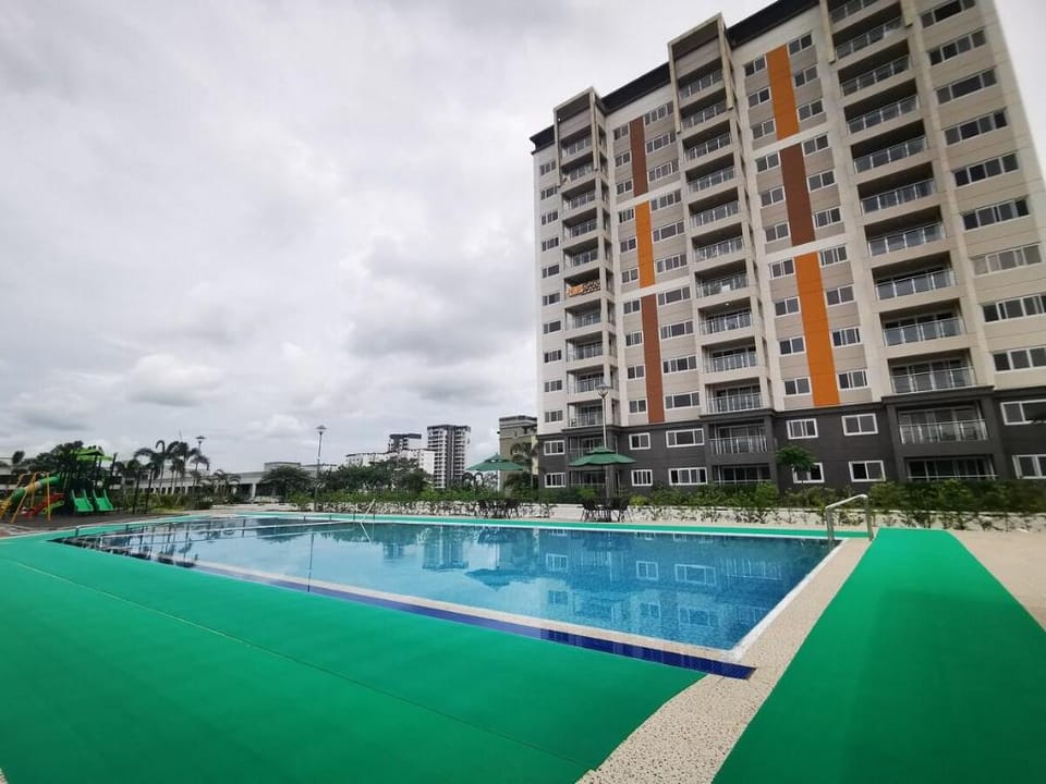 Clark staycation condo in D'Heights Sunvalley Apartment in Angeles