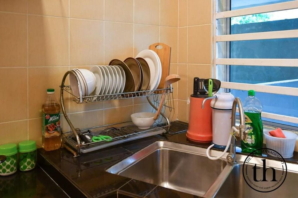 Luxury Semi-D (Hi-Speed Internet with TVbox) 11pax Vacation rental in Terengganu, Malaysia