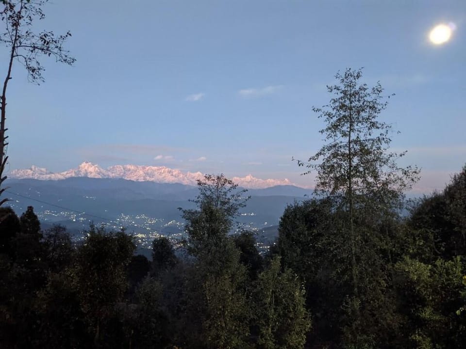 Stay at Tathastu - Breathe Blend Bond with Nature Villa in Uttarakhand