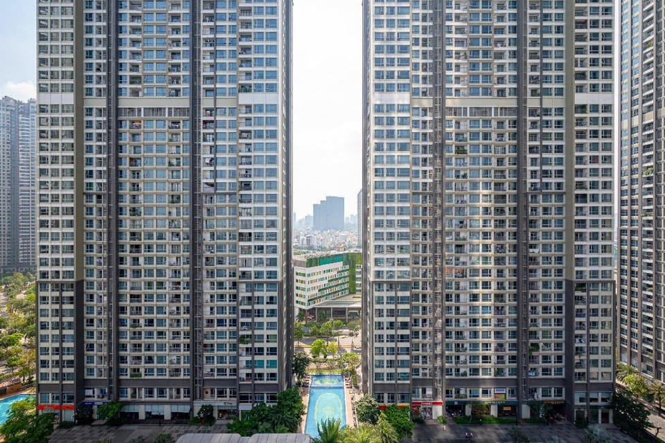 Landmark 81 building, luxurious furniture 1Br Apt Apartment in Ho Chi Minh City