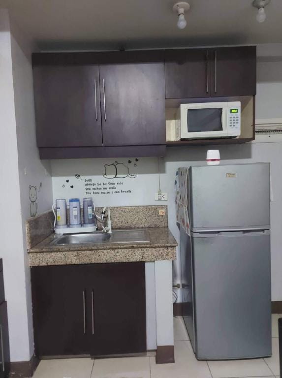 Family Friendly Manila Tourist Spots Condo Apartment in Manila City