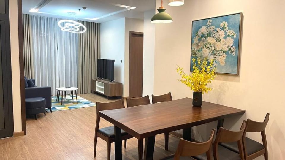 Luxury Apartment,Vinhomes Metropolis,NanaHousing Vacation rental in Hanoi