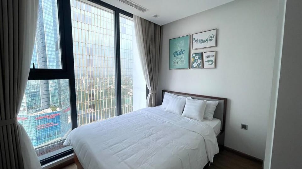 Luxury Apartment,Vinhomes Metropolis,NanaHousing Vacation rental in Hanoi
