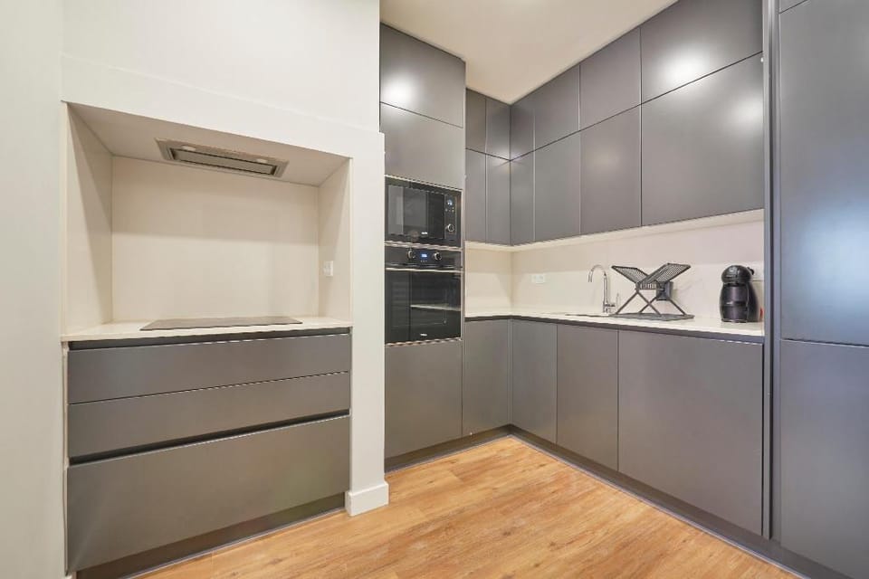 Modern 2bed Apt in Campolide near to Amoreiras Apartment in Lisbon