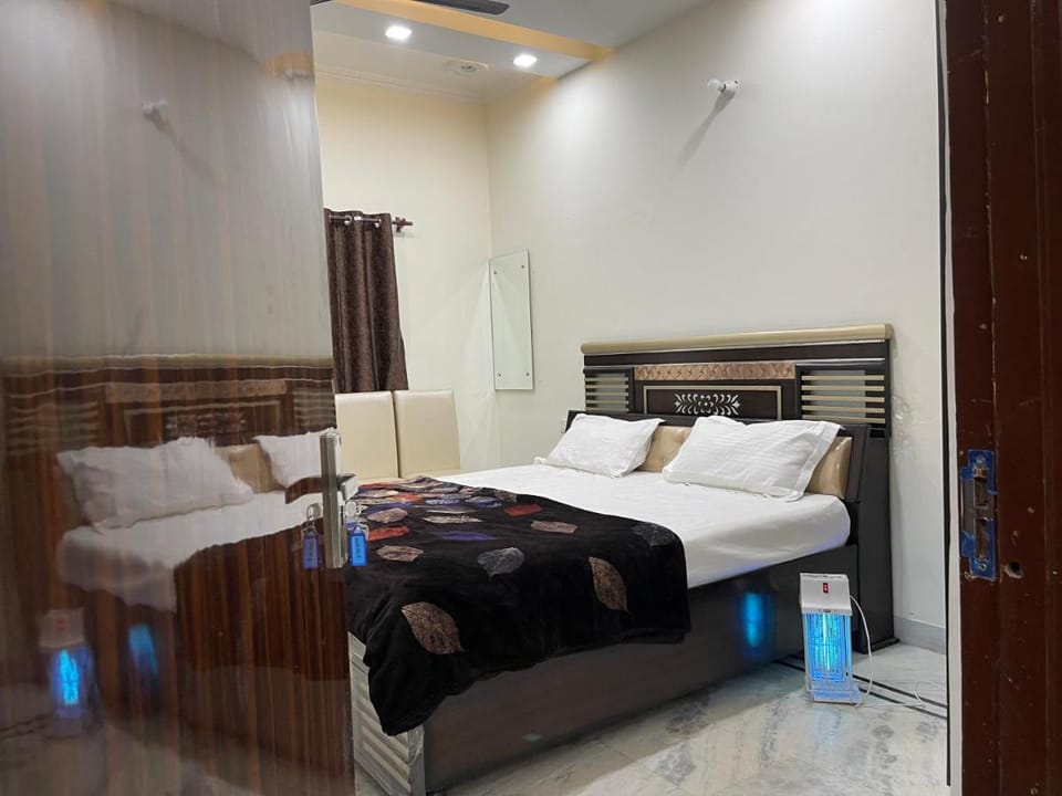 Homestay Comforts 500m from Amritsar Airport Bed and Breakfast in Punjab, India