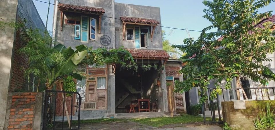 Kamar Kidul at Omah Niteni, Family Homestay Vacation rental in Special Region of Yogyakarta