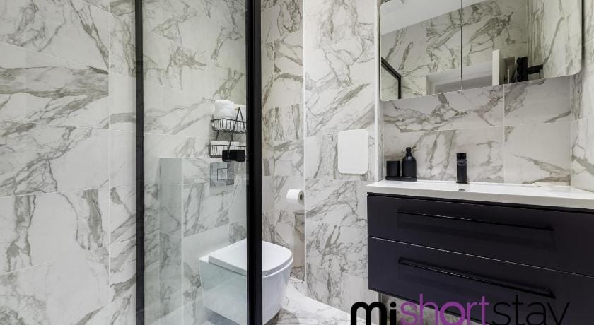 The Residence Fitzrovia - Private One Bedroom Apartment With Own Entrance Apartment in London Borough of Islington