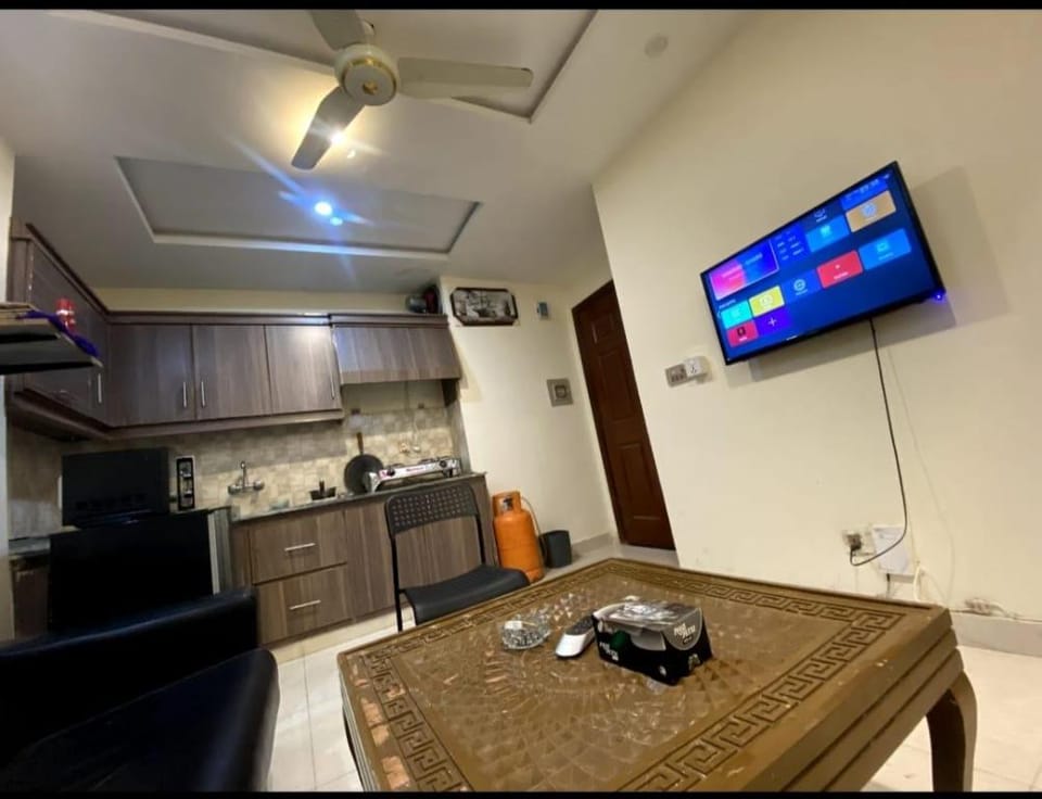 family apartments step away from main markaz Apartment in Islamabad