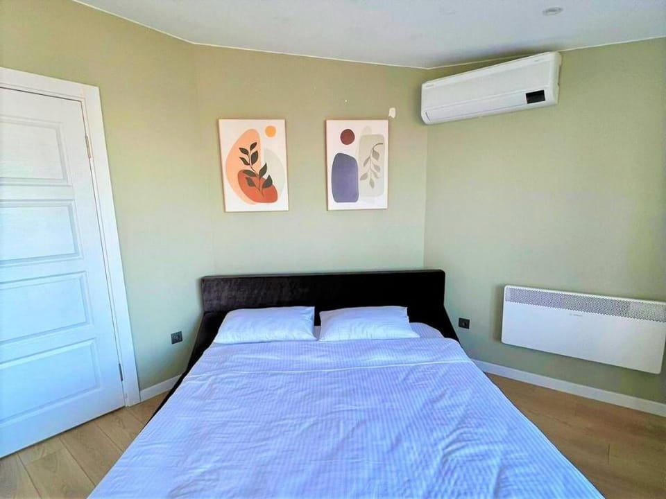 WONDER- Charming Designer Rooftop Terrace, mete5 Apartment in Istanbul