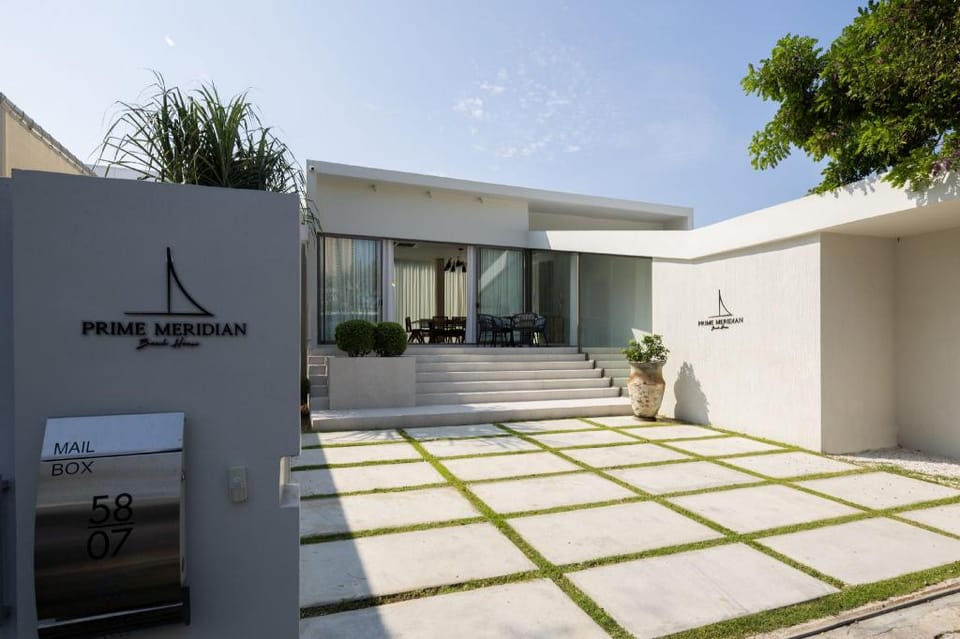 Movenpick Pool Villa by Prime Beach House No. V7 Villa in Pattaya City