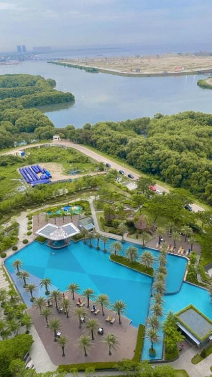 Gold Coast Luxury Aparthotel Sea View by D’luxx Apartment in Indonesia