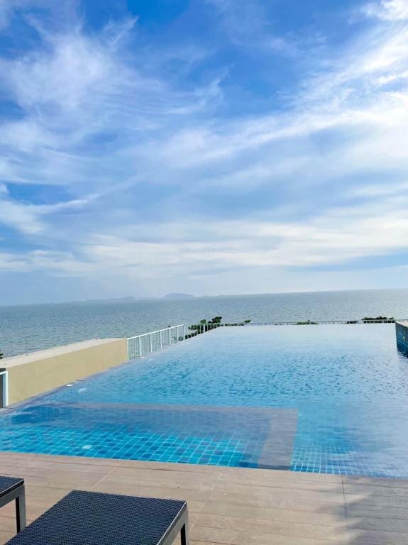 Relax room @ Blue Heaven Bangsaen Apartment in Chon Buri Changwat