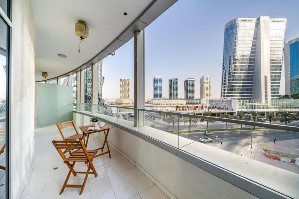 Modern 1BR in Business Bay near Dubai Mall Apartment in Dubai