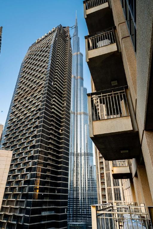 Splendid 1BR & Study w/ Downtown Skyline Burj View Apartment in Dubai