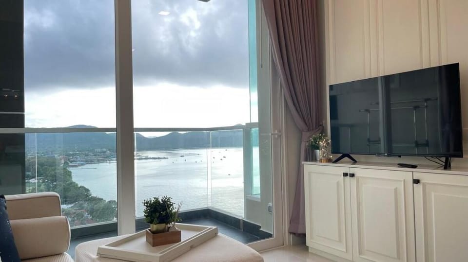 Condo 1Bedroom Beachfront @Bangsare WFA/Longstay Apartment in Pattaya City