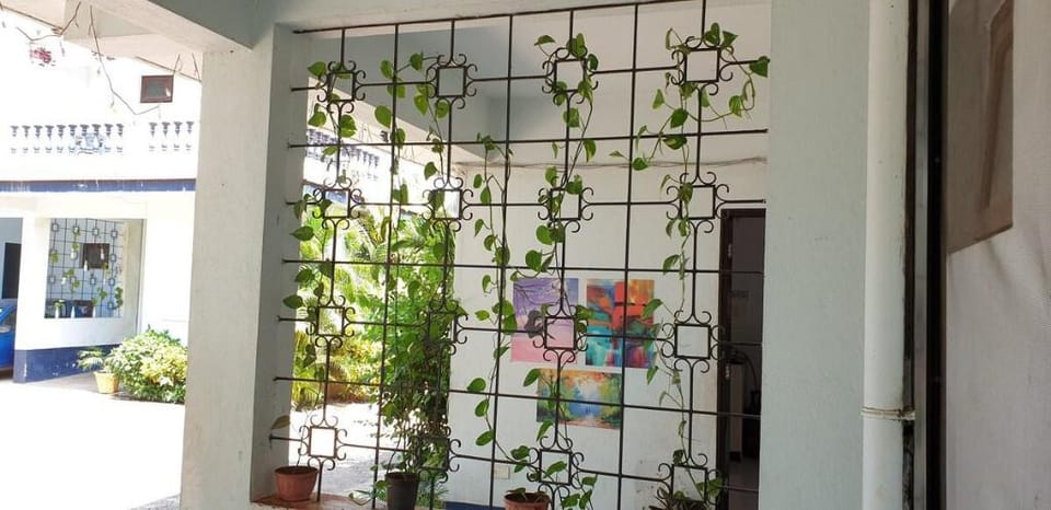 REUINON  VILLA IN ARPORA 5MINS TO BAGA BEACH Villa in Goa, India