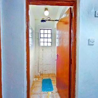 Two bedroom 10 min drive to UN and USembassy-Ruaka Apartment in Nairobi