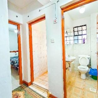 Two bedroom 10 min drive to UN and USembassy-Ruaka Apartment in Nairobi