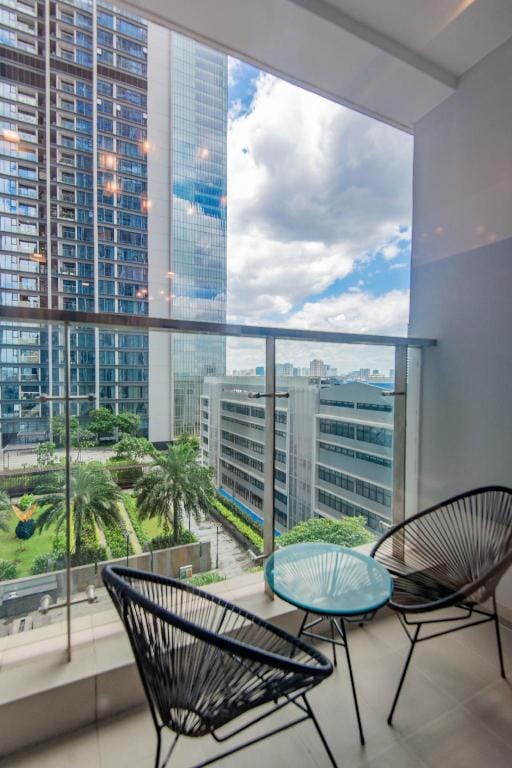 LUXURY VINHOMES METROPOLIS ONEBEDROOM Apartment in Hanoi