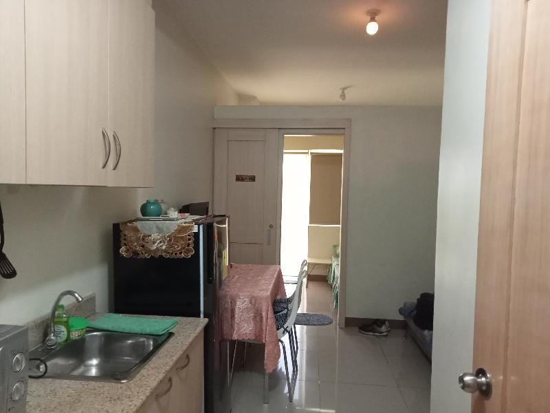 SM Field residences/ Condominium Apartment in Las Pinas