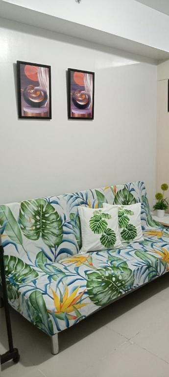 MJ's staycation  Apartment in Pasay