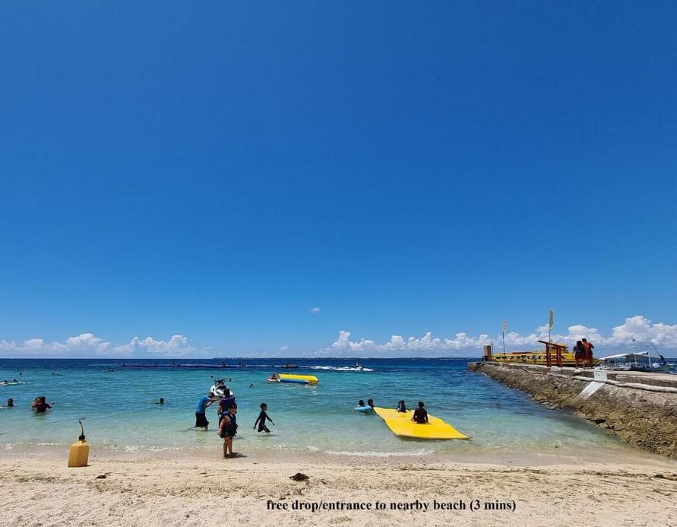 La Mirada Res. 6 -Huge 2BR Condo  Amazing seaviews Apartment in Lapu-Lapu City