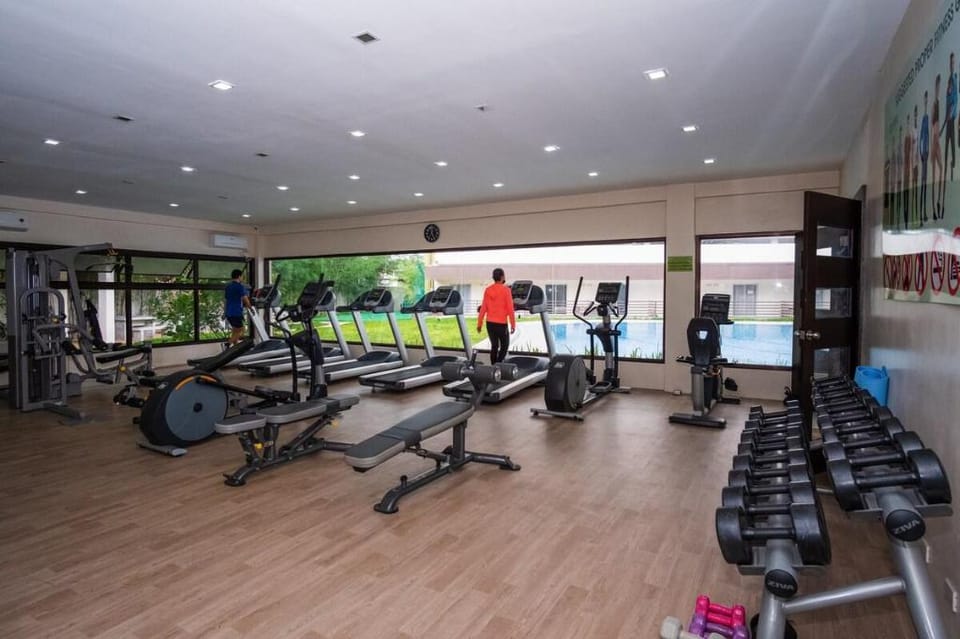 Leila: A Modern Tropical Pad at Bamboo Bay Apartment in Lapu-Lapu City