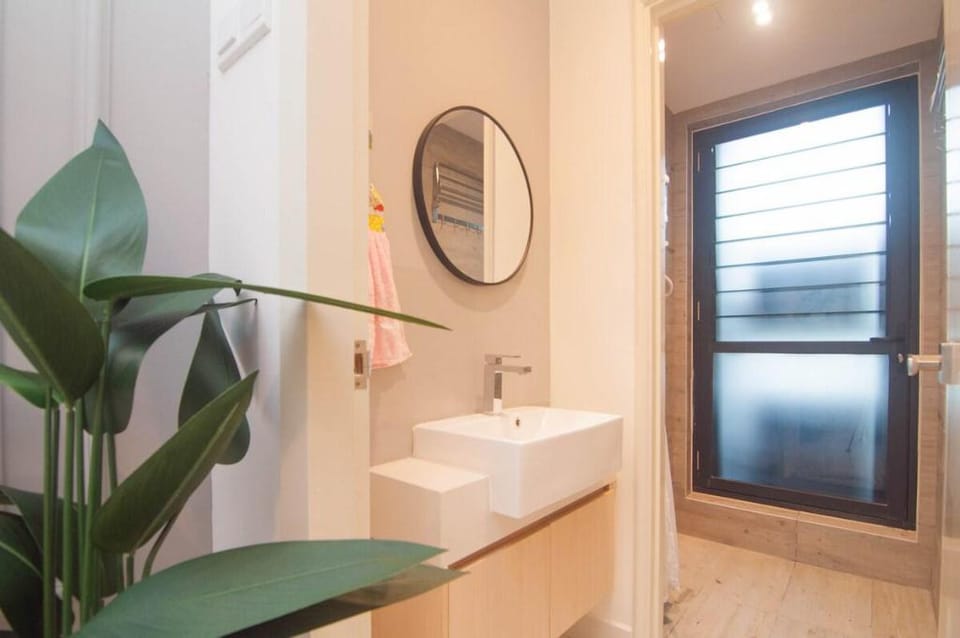 Designer 1BR King Arte Mont Kiara IdealHub Apartment in Federal Territory of Kuala Lumpur