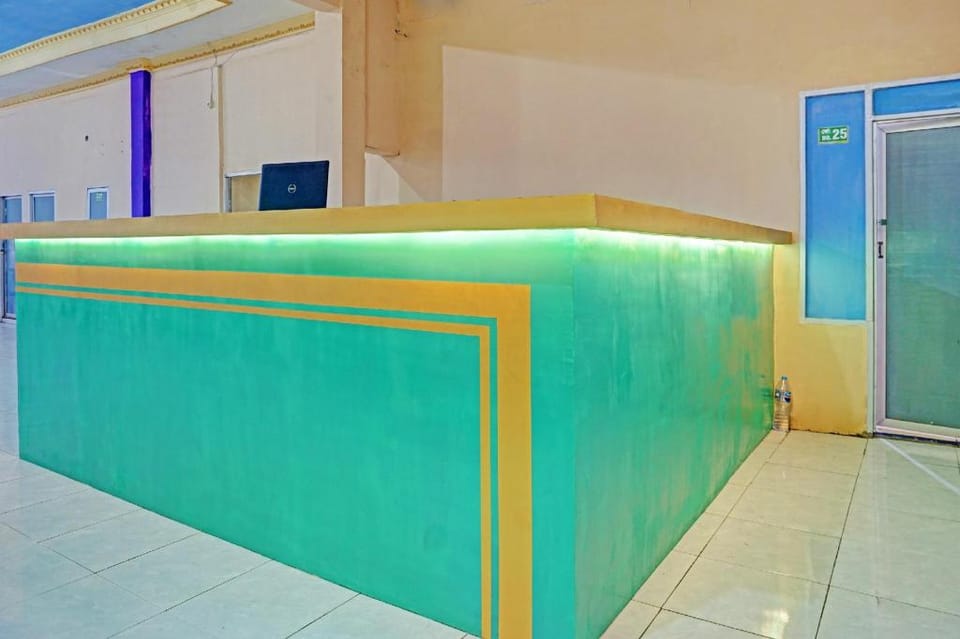OYO 91825 Ayu Lestari Homestay Hotel in East Java