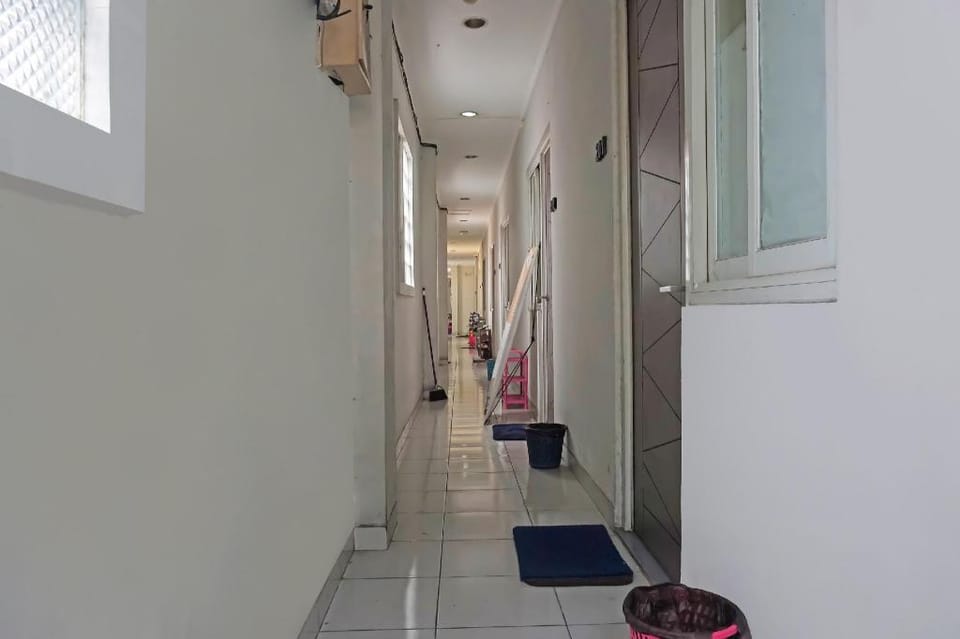 OYO 91889 Kramat Residence Hotel in Jakarta