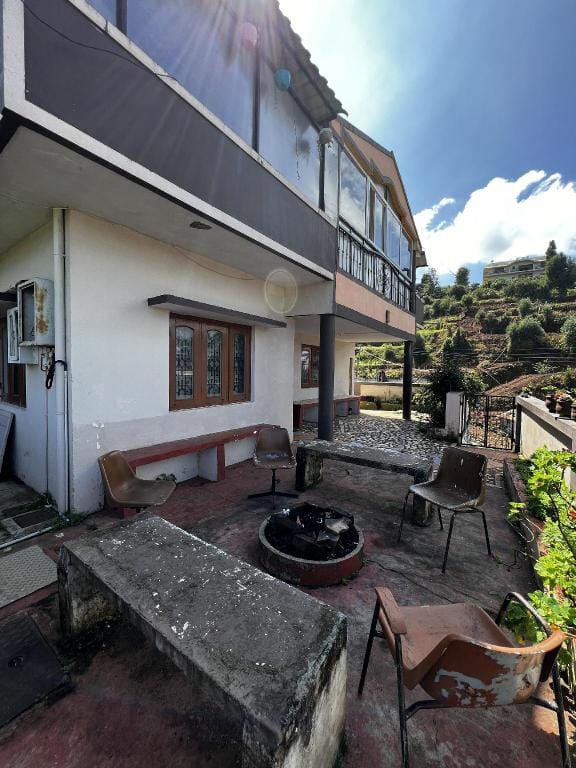 HILLTOP 4BHK LUXURY VILLAS Vacation rental in Ooty