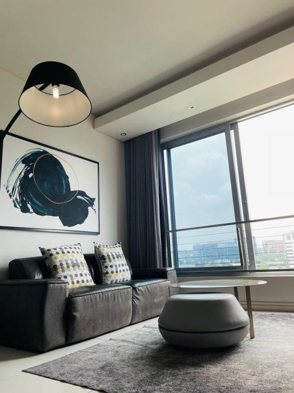 Lovely serviced 1bed apartment at Capital Hotel Apartment in Sandton