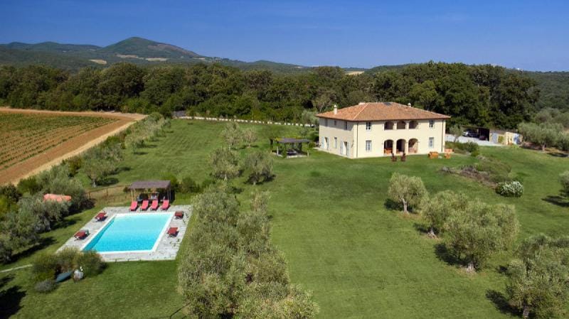 Villa Il Meluccio 12+2 Apartment in Tuscany