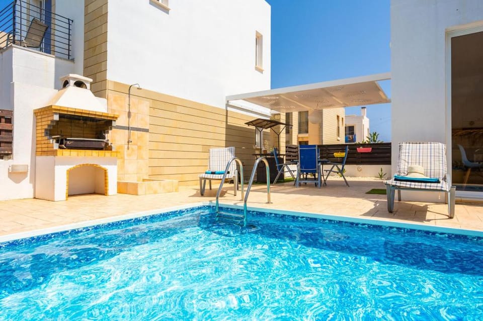 Villa Vitamin Blue in Pernera Apartment in Paralimni