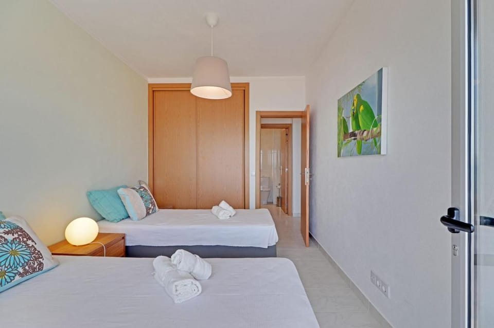 QUARTEIRA BEACH & OCEAN VIEW by HOMING Apartment in Quarteira