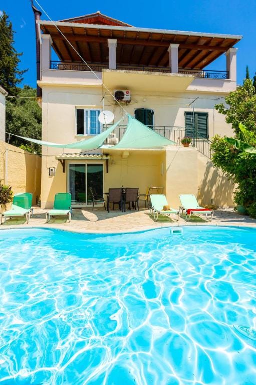 Kalliopi: Private Pool, Walk to Beach, A/C, WiFi, Car Not Required                                   Apartment in Corfu, Greece