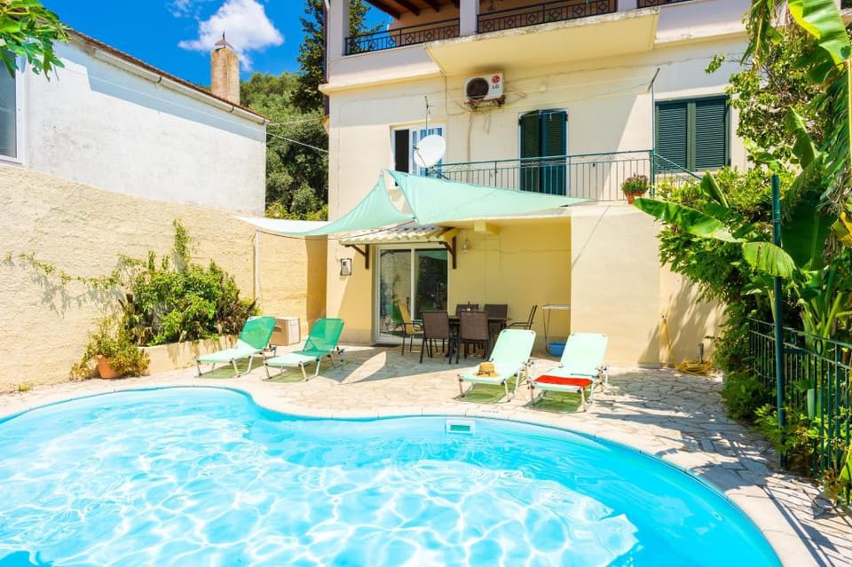 Kalliopi: Private Pool, Walk to Beach, A/C, WiFi, Car Not Required                                   Apartment in Corfu, Greece