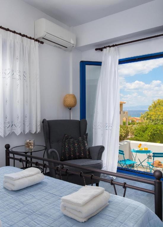 Aneli Villas - Villa Aegina Apartment in Argolis, Greece
