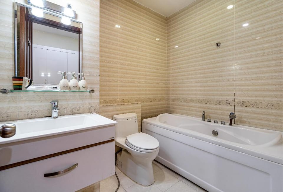 WE HOME-JP 402-LUXURY APARTMENT NEAR BEN THANH-D1 Apartment in Ho Chi Minh City