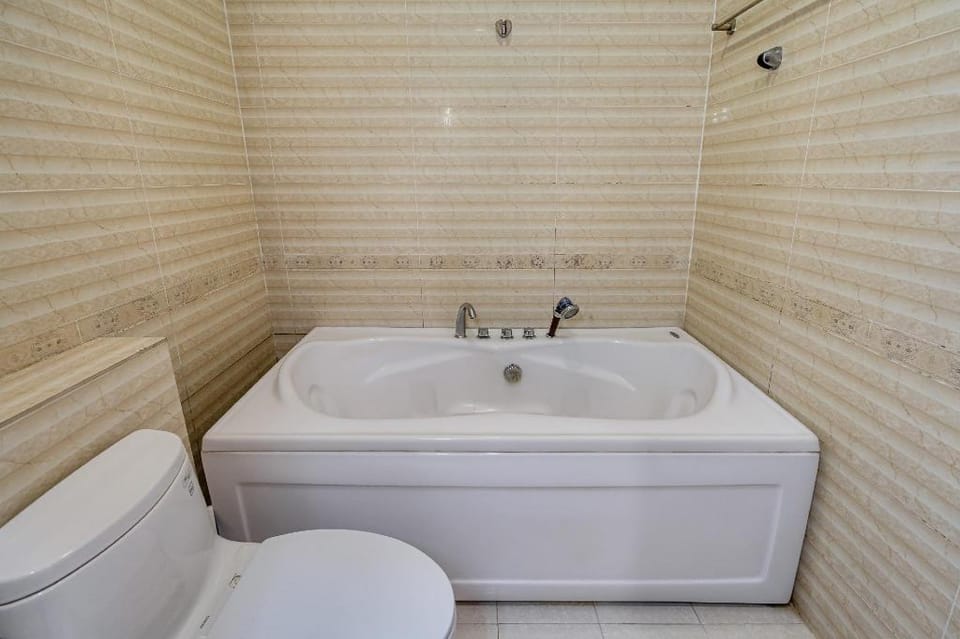 WE HOME-JP 402-LUXURY APARTMENT NEAR BEN THANH-D1 Apartment in Ho Chi Minh City