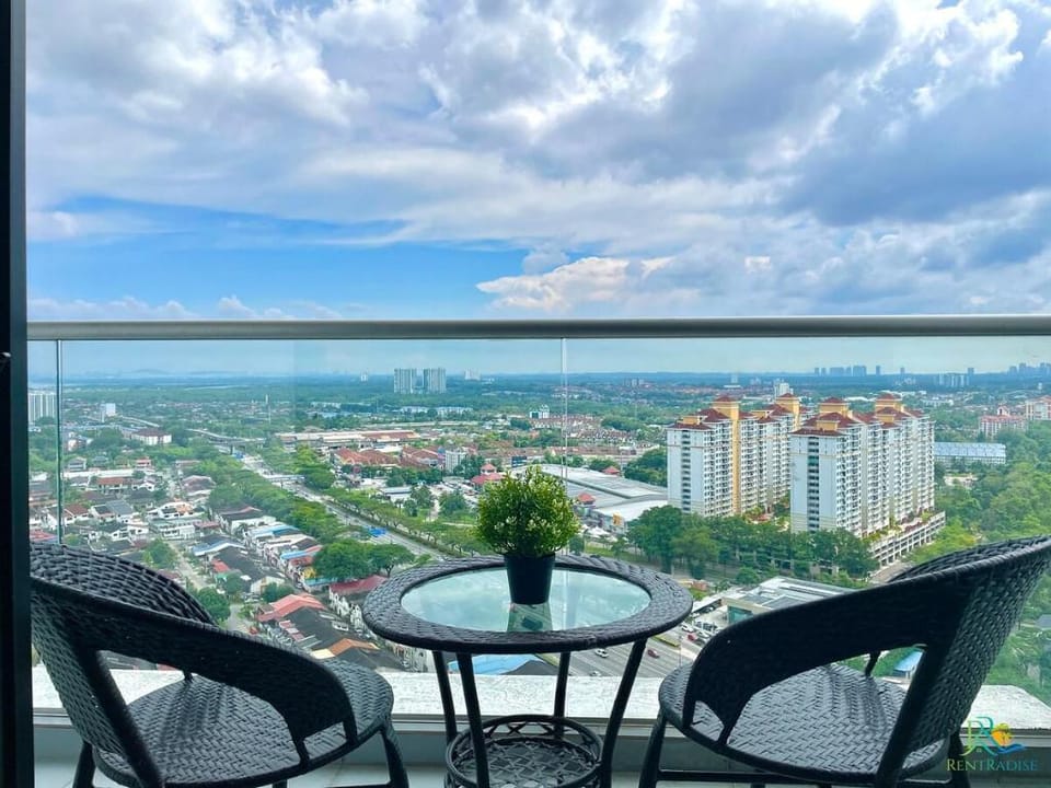 The Cave · Platino 10Pax Game Room Pool Table  Vacation rental in Johor Bahru