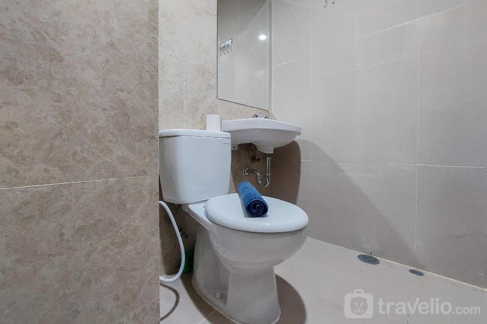 Comfort Homey Studio Transpark Bintaro By Travelio Apartment in Jakarta
