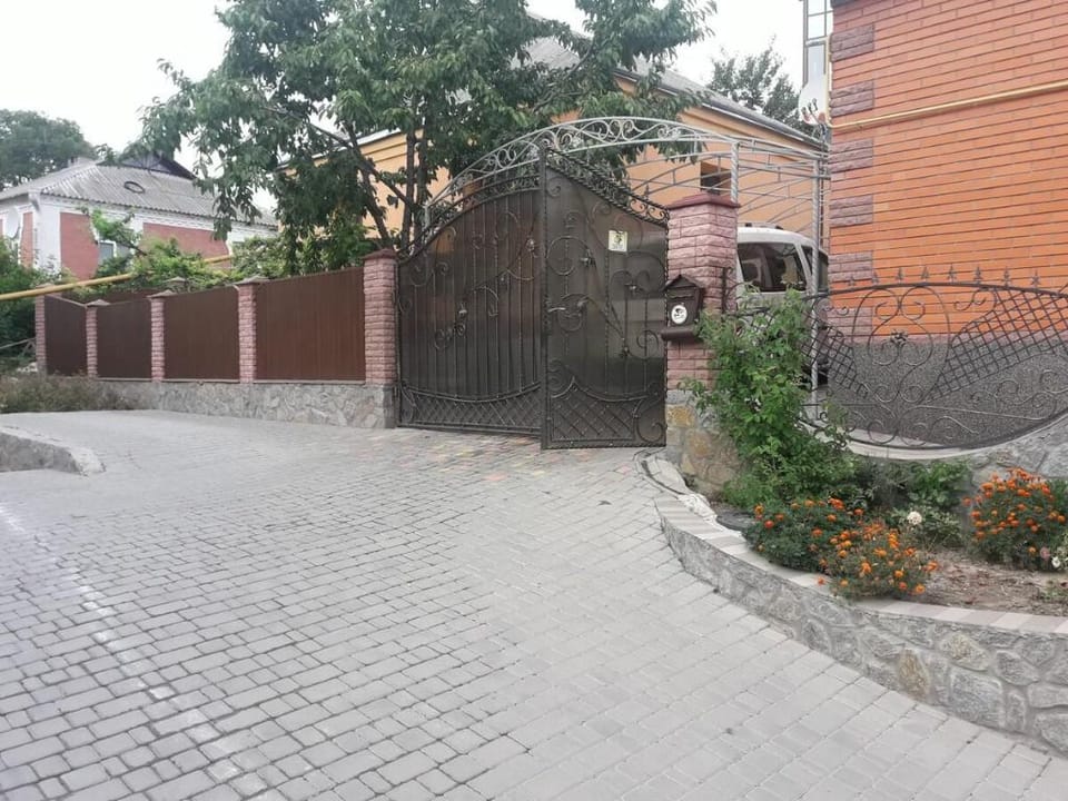 apartments возле парка "СОФИЕВКА" 1-й ЭТАЖ Vacation rental in Ukraine