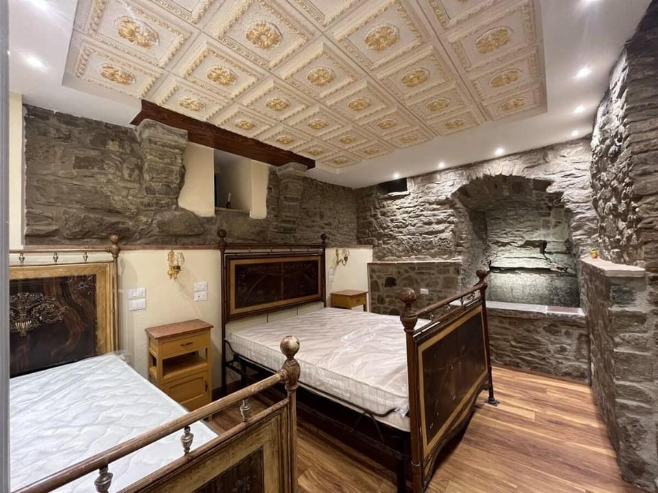 Cortona Suite - The house with the Etruscan well Vacation rental in Cortona