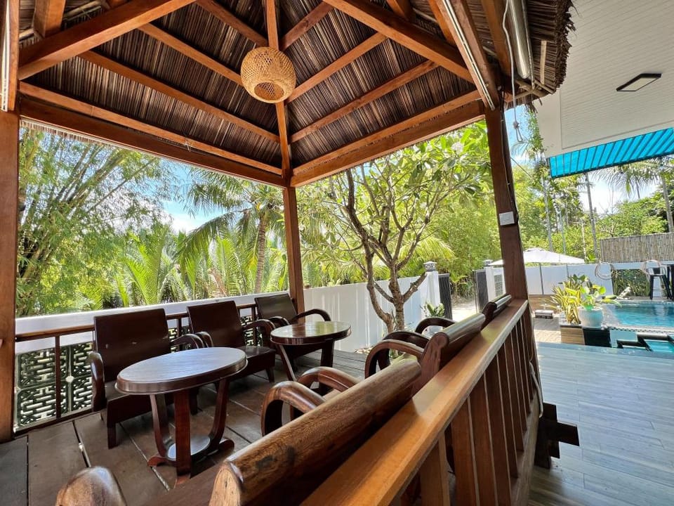 Một nơi yên tĩnh và thơ mộng để ở và nghĩ dưỡng Villa in Hoi An