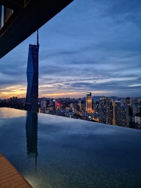 New & Clean Bukit Bintang /KLCC suite. For 4 pax Apartment in Federal Territory of Kuala Lumpur