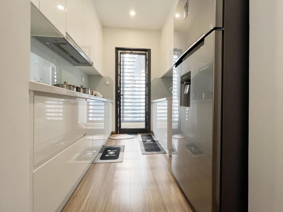 Luxury Apartment 2Br Vinhomes Skylake Apartment in Laos
